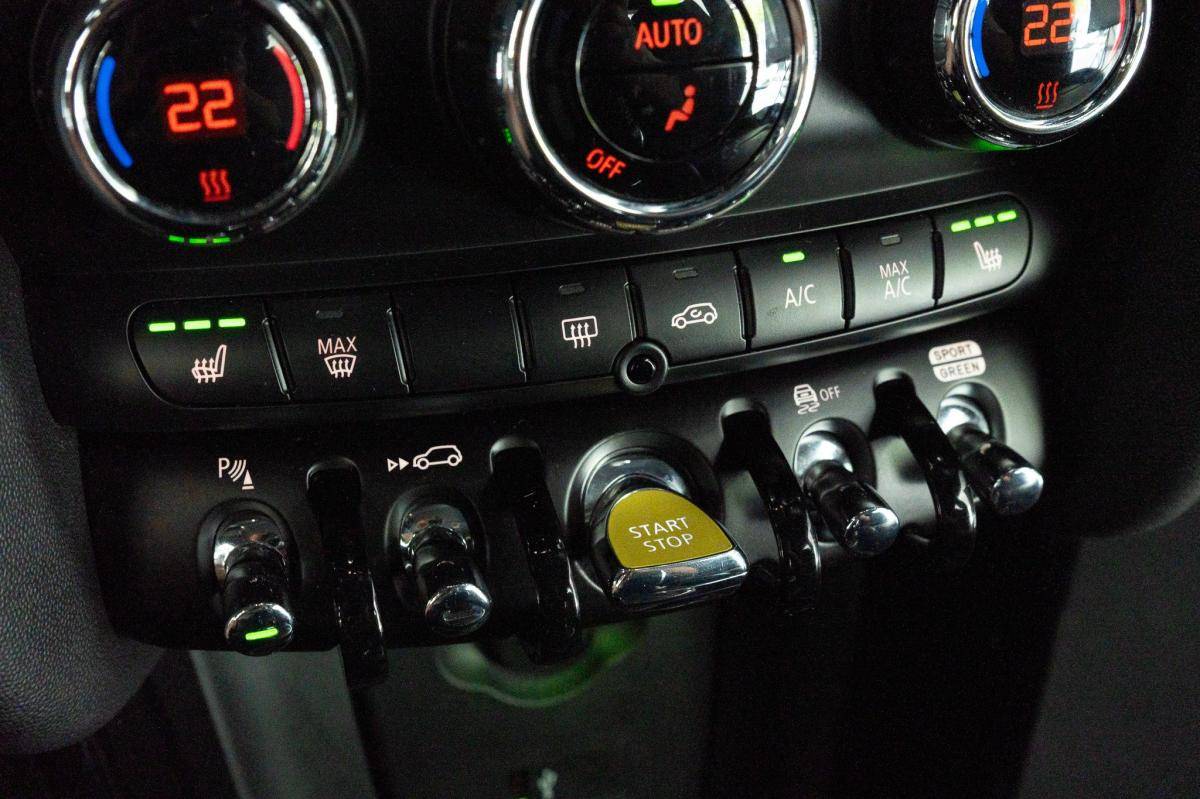 mini-cooper-2019-eletrico-500cc
