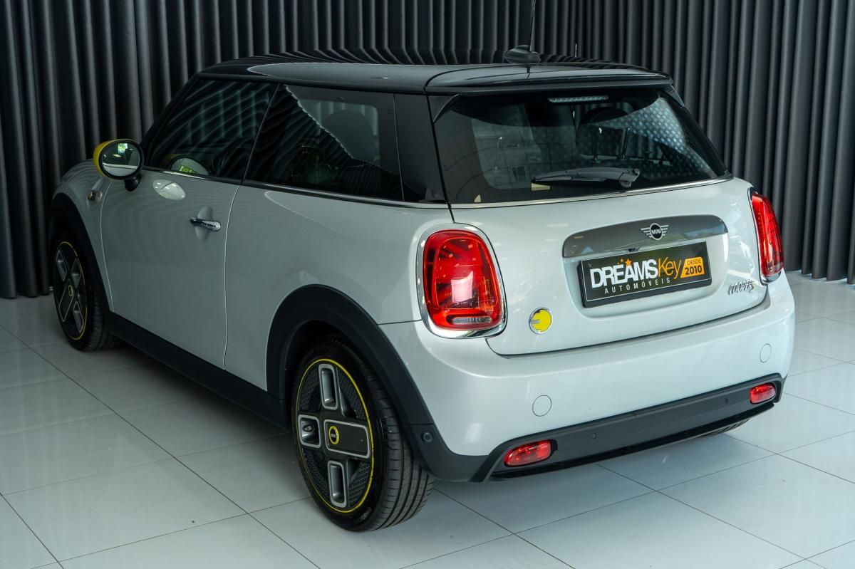 mini-cooper-2019-eletrico-500cc