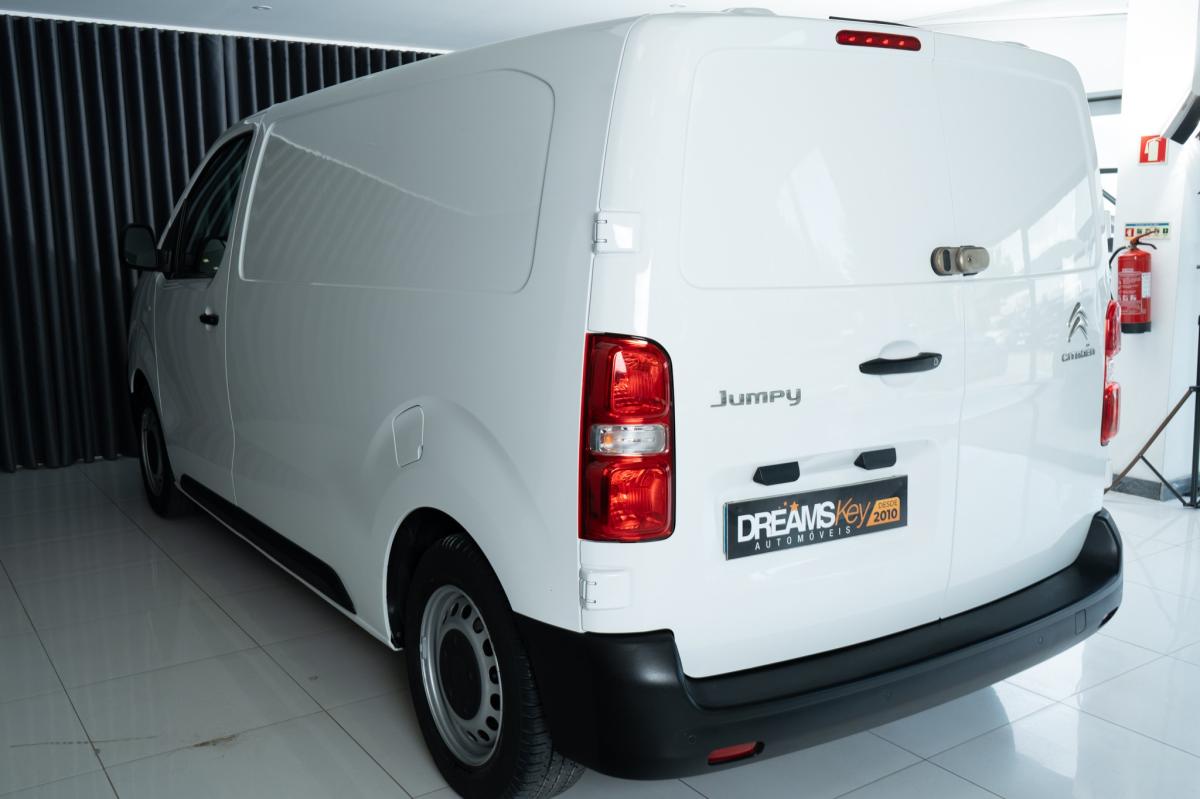 citroen-jumpy-2019-diesel-1499cc