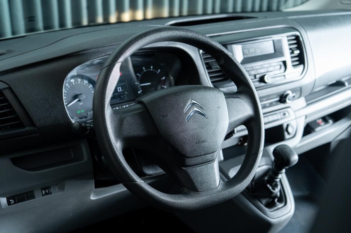 citroen-jumpy-2019-diesel-1499cc