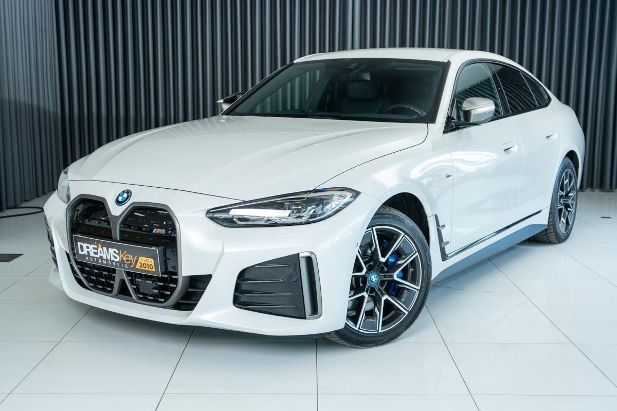 bmw-i4-2022-eletrico-500cc