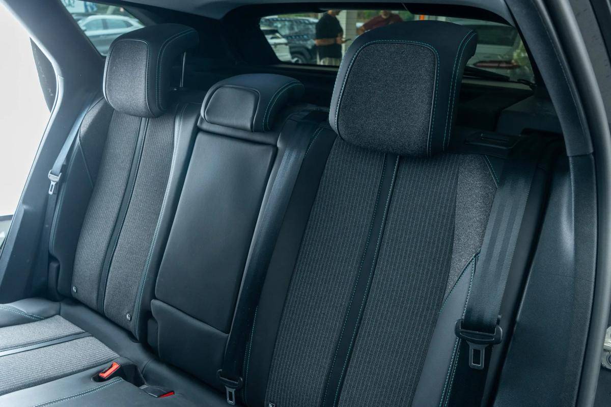 peugeot-3008-2021-hibrido-a-gasolina-1598cc
