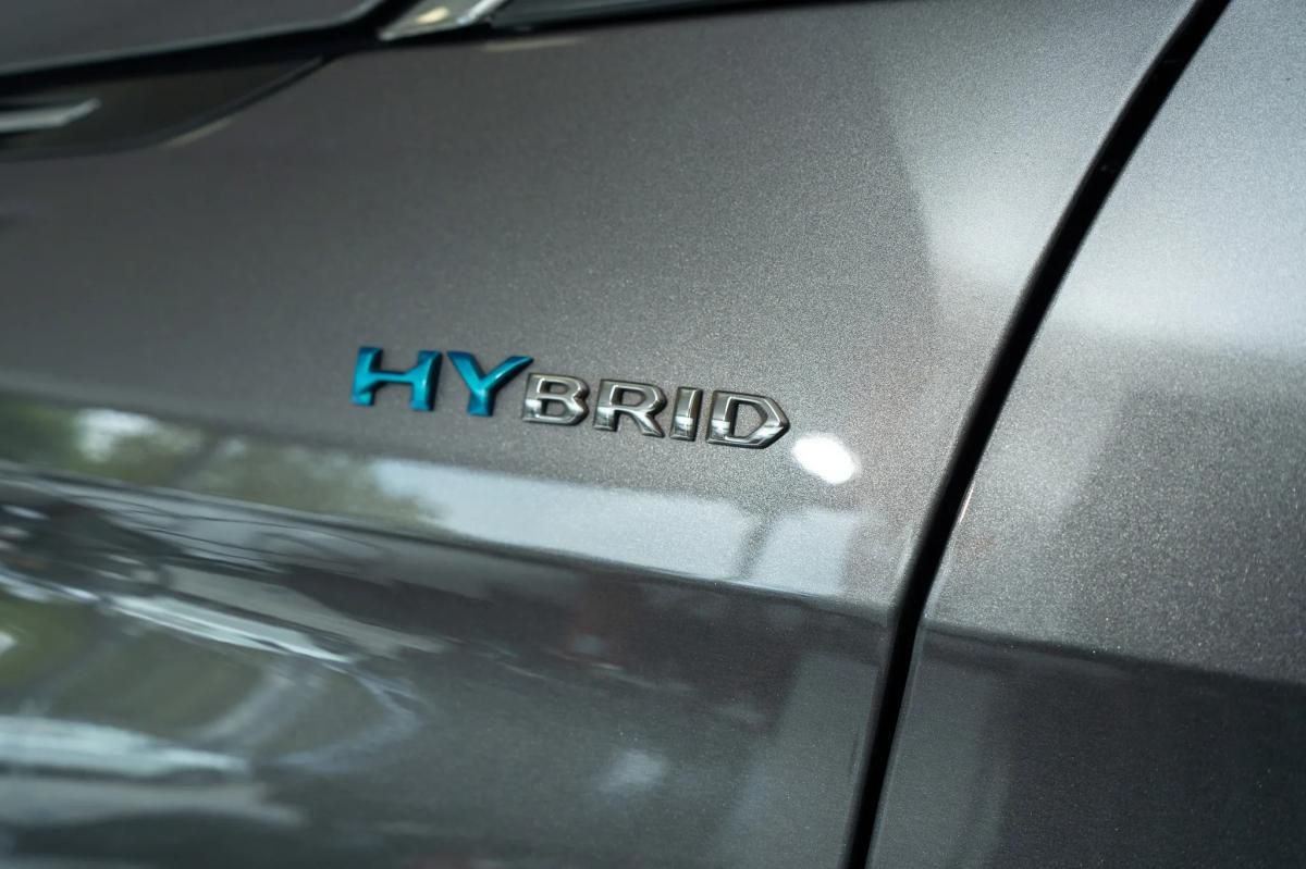 peugeot-3008-2021-hibrido-a-gasolina-1598cc