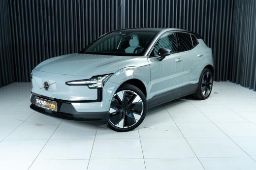 volvo-ex30-2024-eletrico-500cc