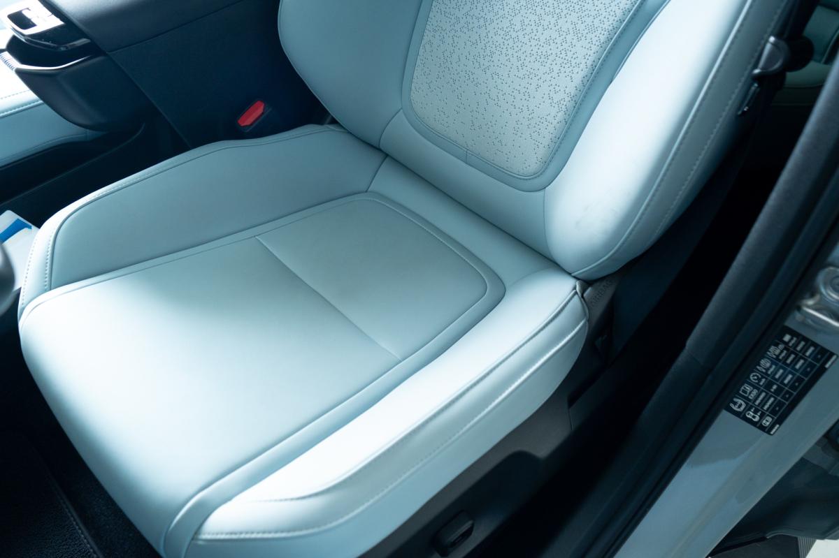 volvo-ex30-2024-eletrico-500cc