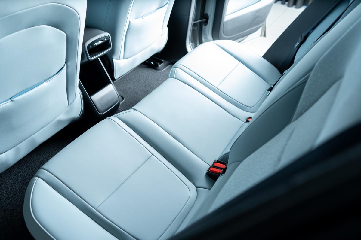 volvo-ex30-2024-eletrico-500cc