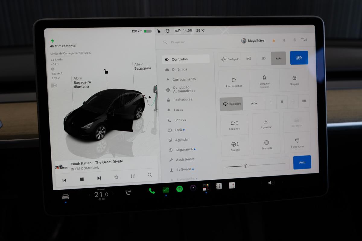 tesla-model-y-2023-eletrico-500cc