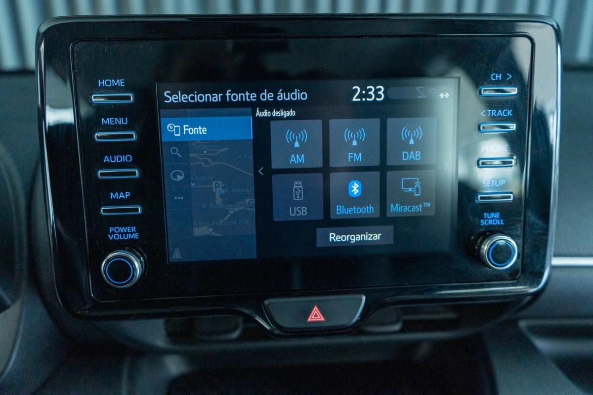 toyota-yaris-2022-hibrido-a-gasolina-1490cc