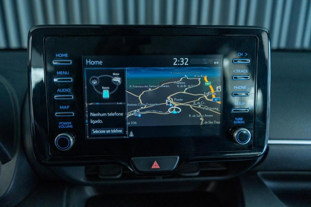 toyota-yaris-2022-hibrido-a-gasolina-1490cc