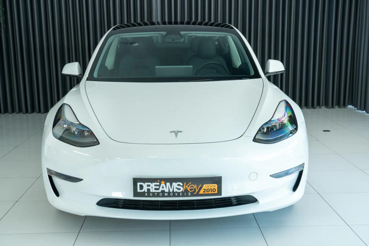 tesla-model-3-2023-eletrico-500cc
