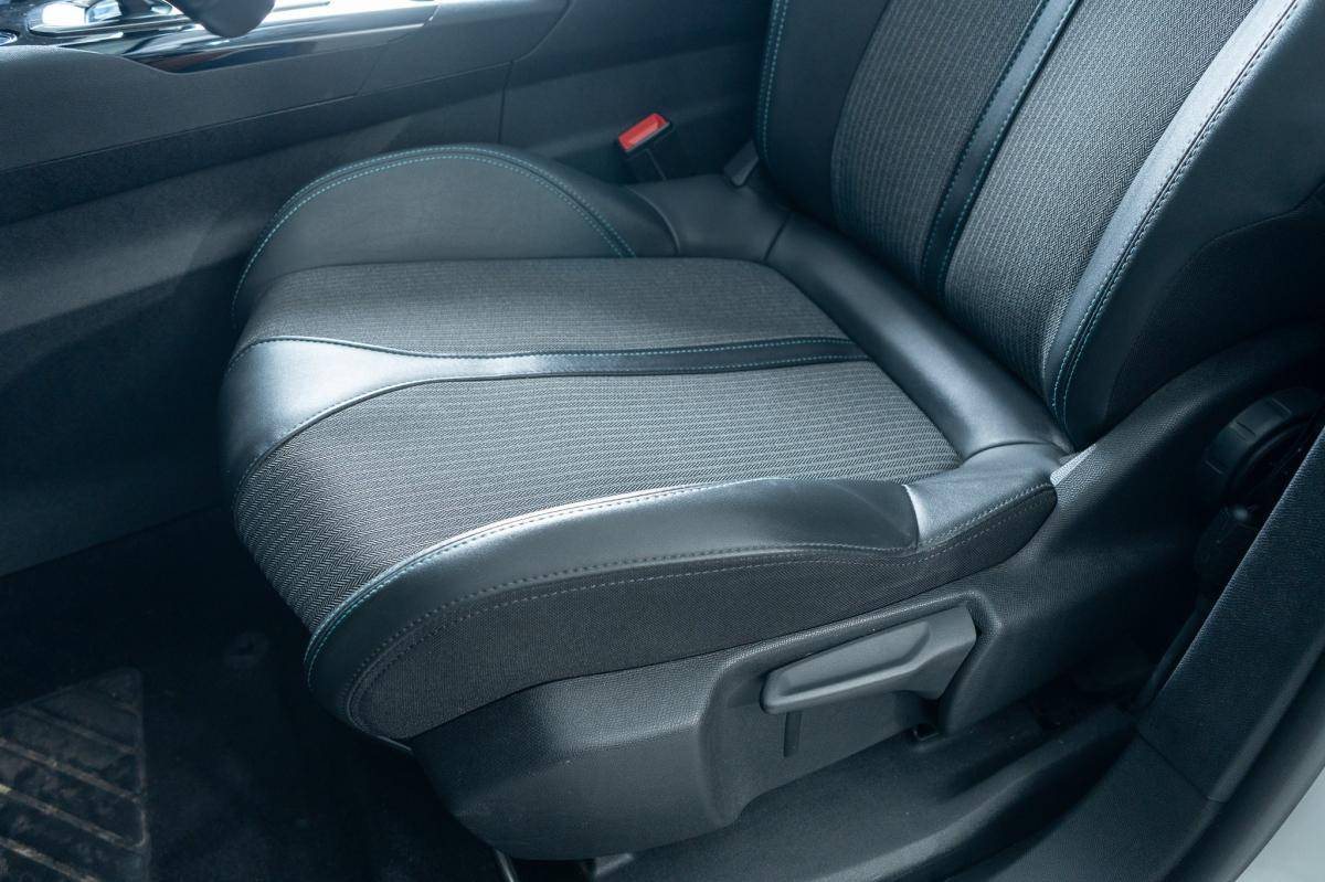 peugeot-5008-2021-gasolina-1199cc