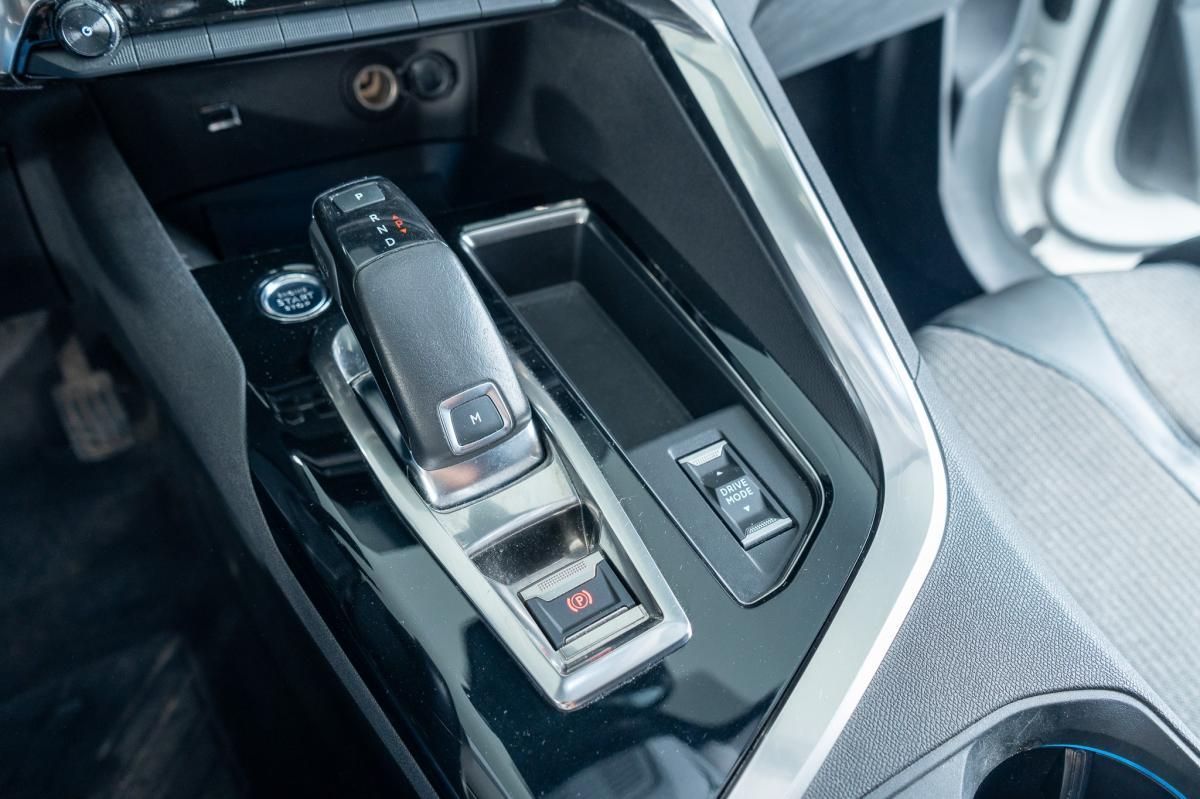 peugeot-5008-2021-gasolina-1199cc