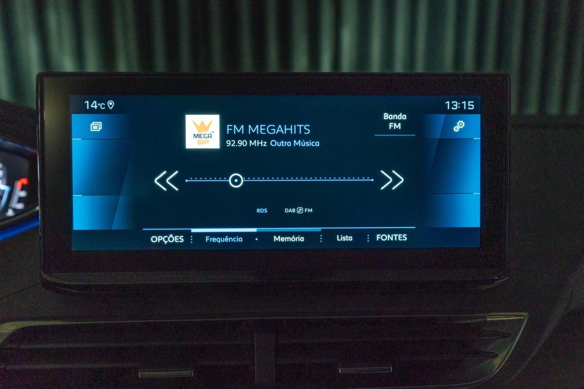 peugeot-5008-2021-gasolina-1199cc