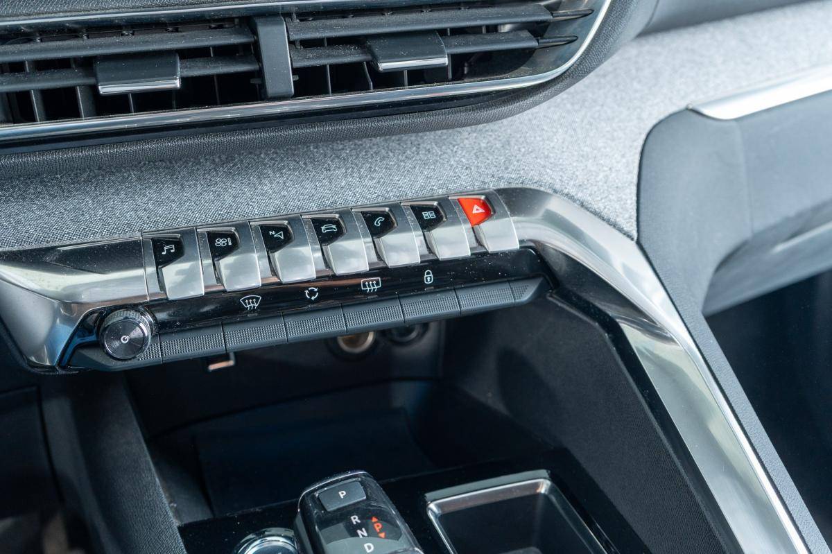 peugeot-5008-2021-gasolina-1199cc