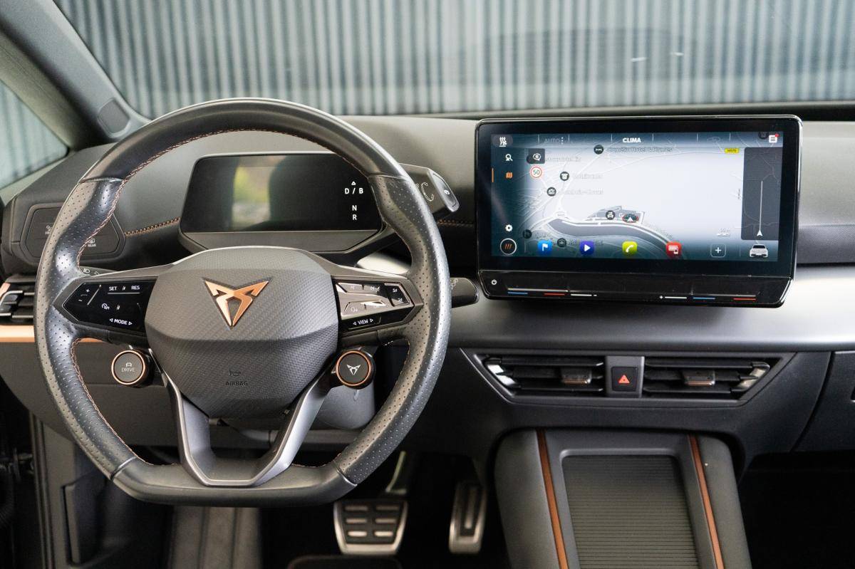 cupra-born-2023-eletrico-0cc
