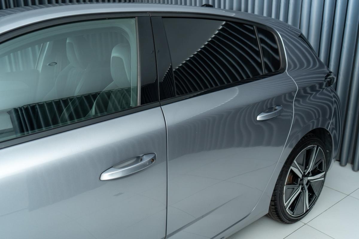 peugeot-308-2023-gasolina-1199cc