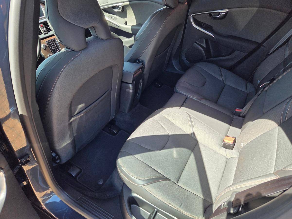 volvo-v40-cross-country-2017-gasolina-1498cc