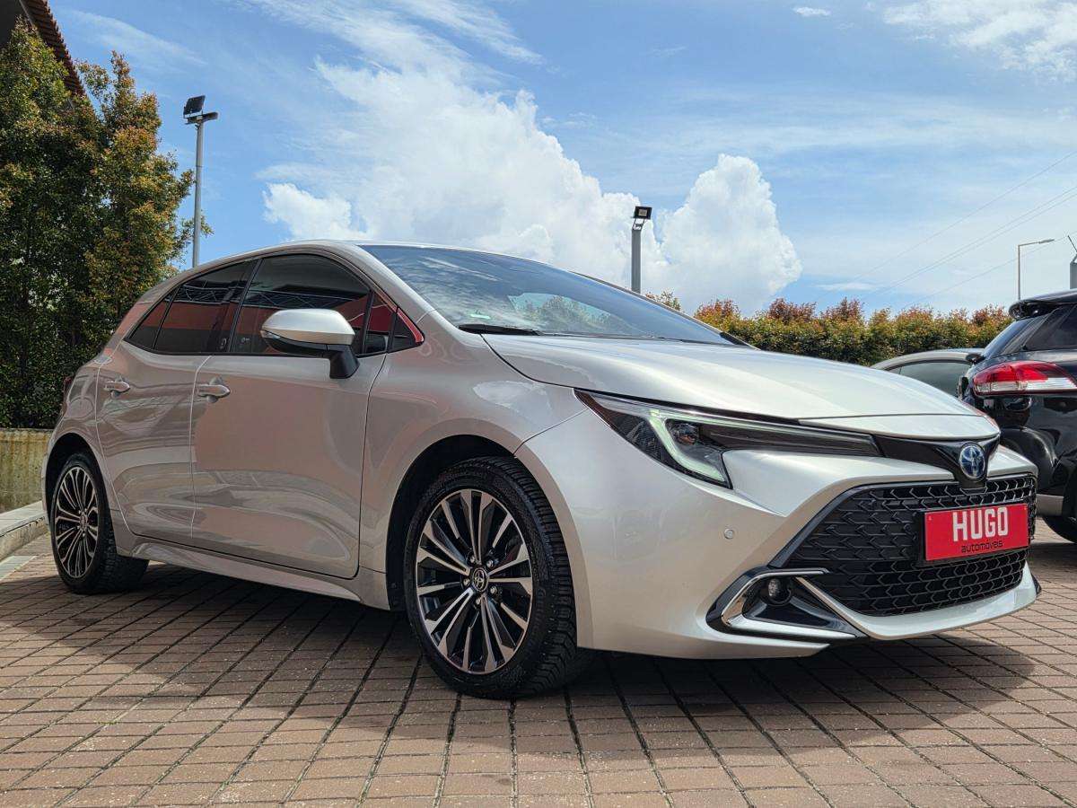 toyota-corolla-2023-hibrido-a-gasolina-1798cc