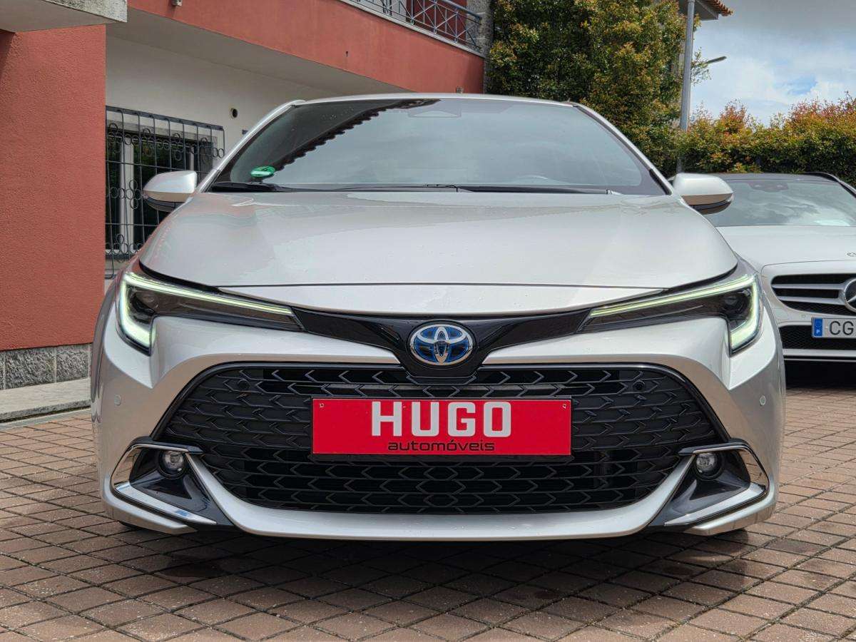 toyota-corolla-2023-hibrido-a-gasolina-1798cc
