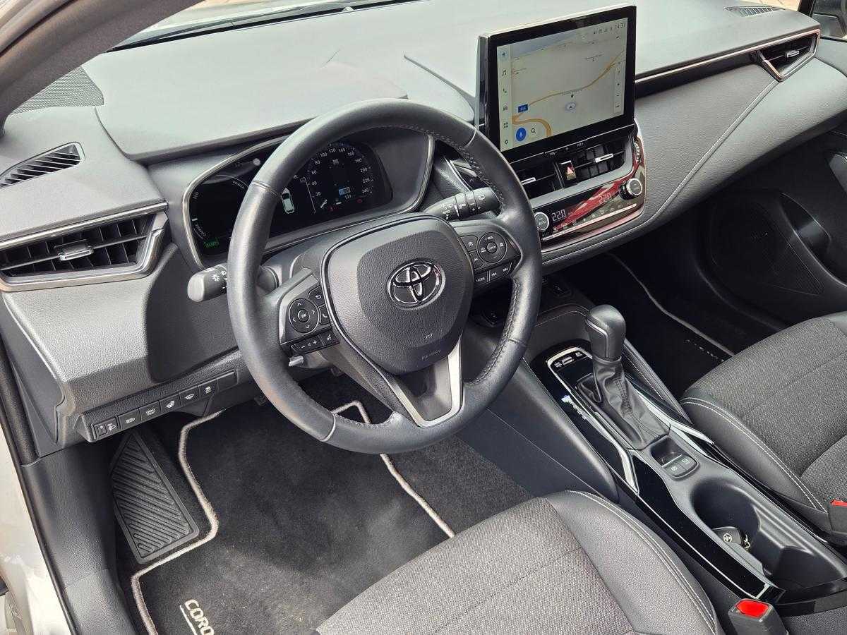 toyota-corolla-2023-hibrido-a-gasolina-1798cc