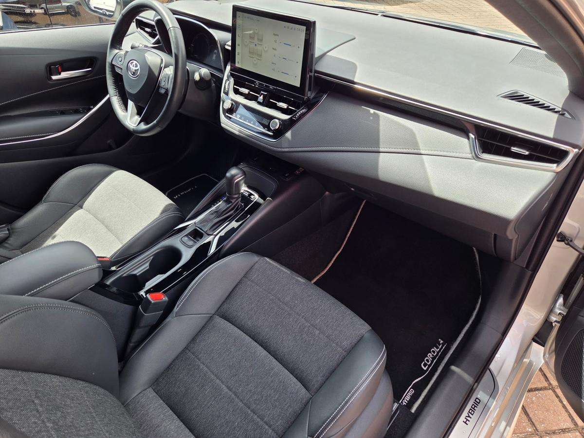toyota-corolla-2023-hibrido-a-gasolina-1798cc