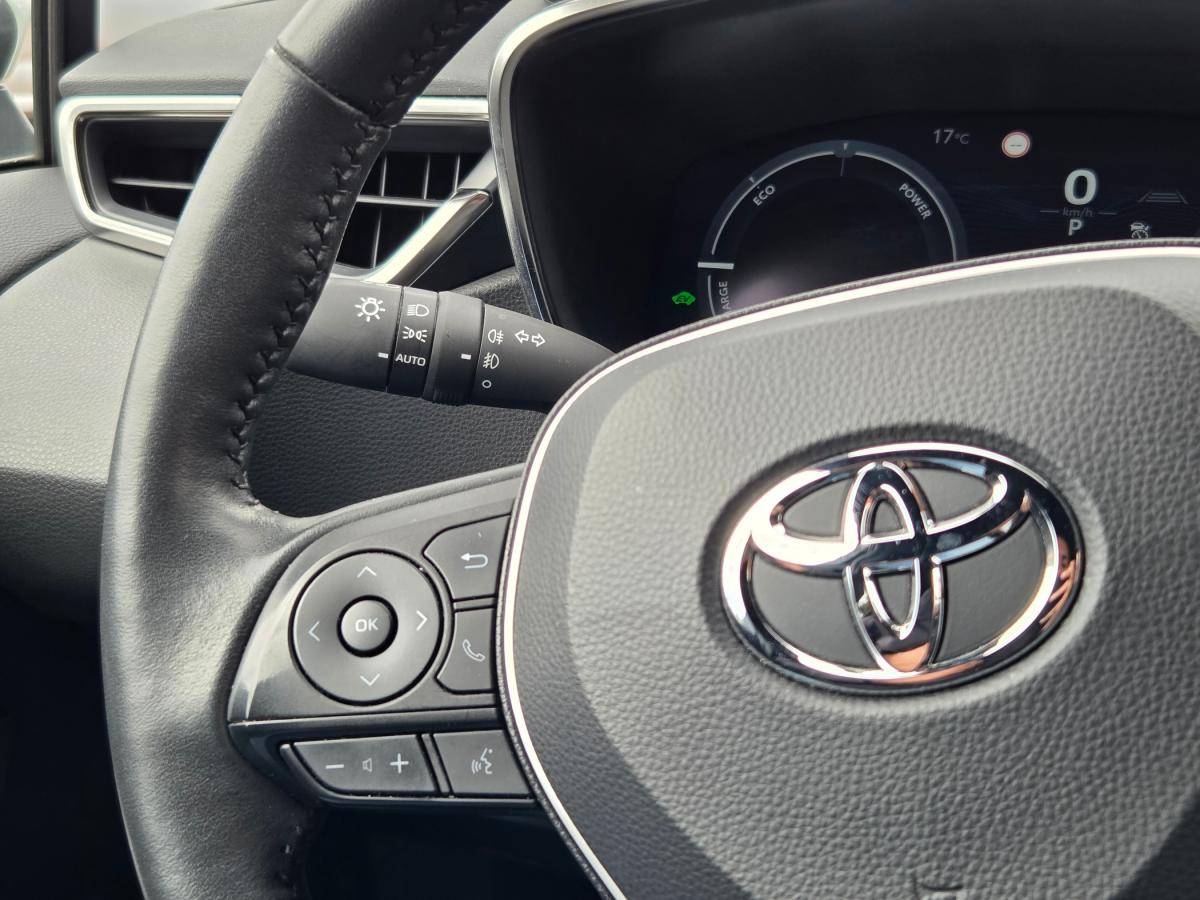 toyota-corolla-2023-hibrido-a-gasolina-1798cc