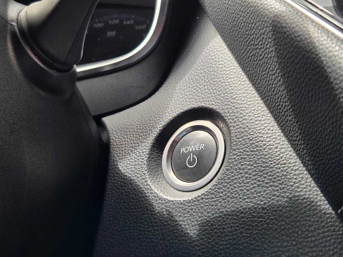 toyota-corolla-2023-hibrido-a-gasolina-1798cc