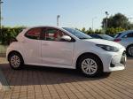 toyota-yaris-2023-hibrido-a-gasolina-1490cc