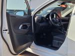 toyota-yaris-2023-hibrido-a-gasolina-1490cc