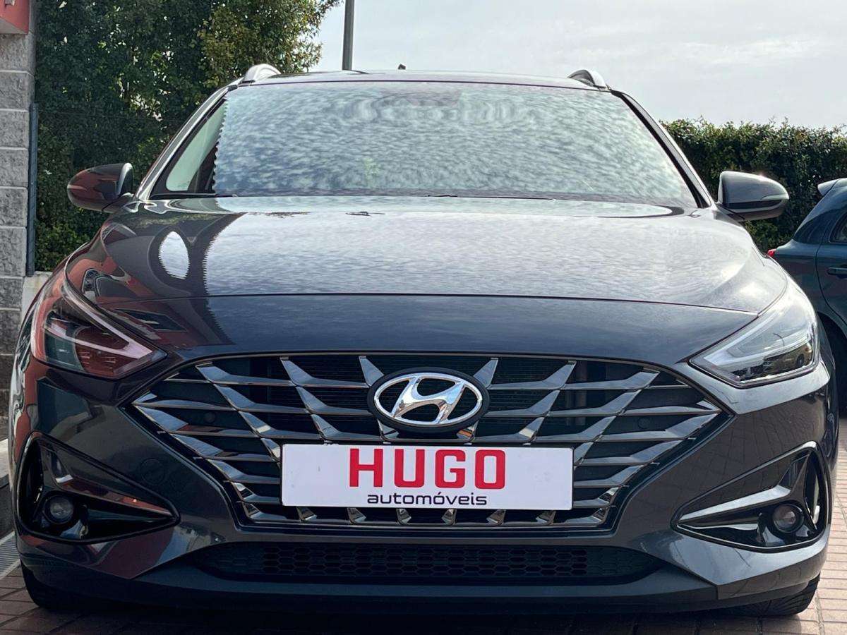 hyundai-i30-sw-2023-hibrido-a-gasolina-998cc
