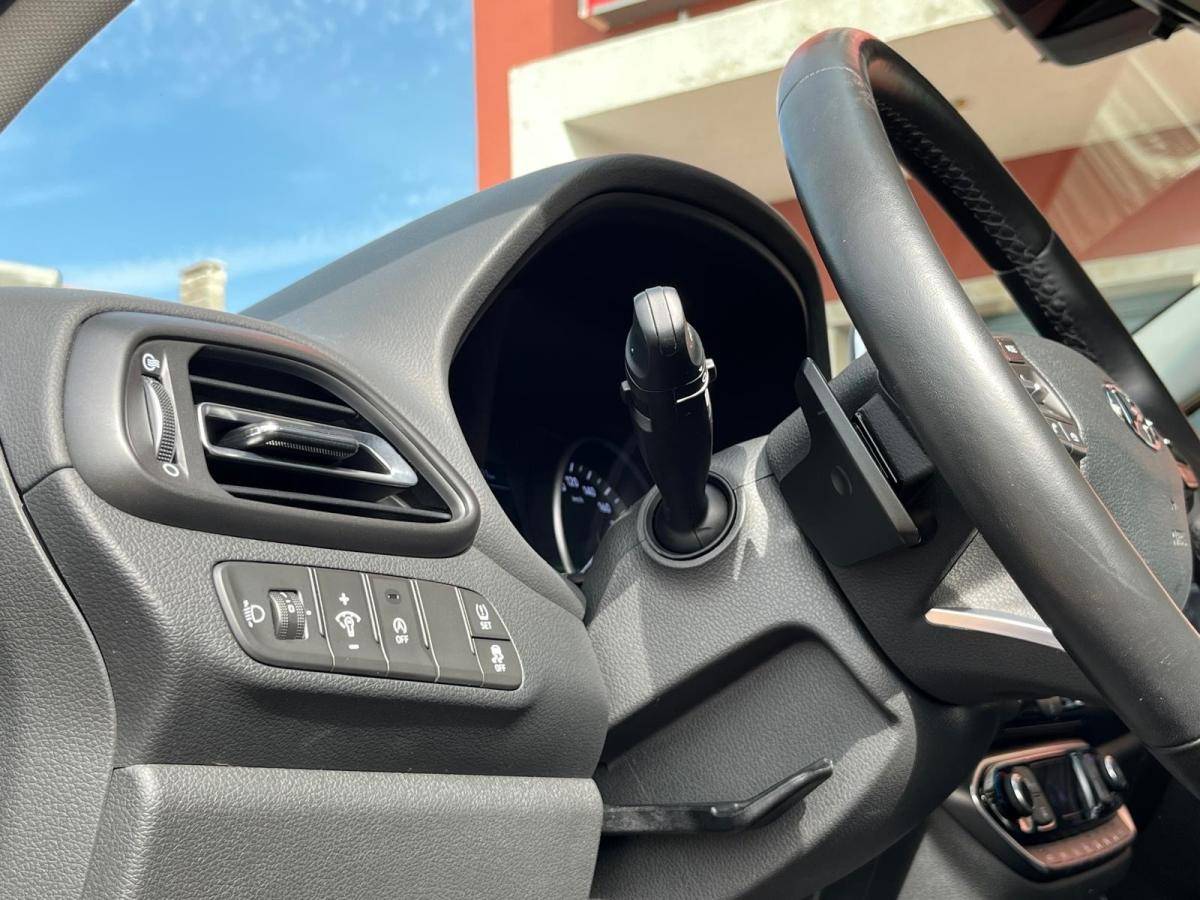 hyundai-i30-sw-2023-hibrido-a-gasolina-998cc