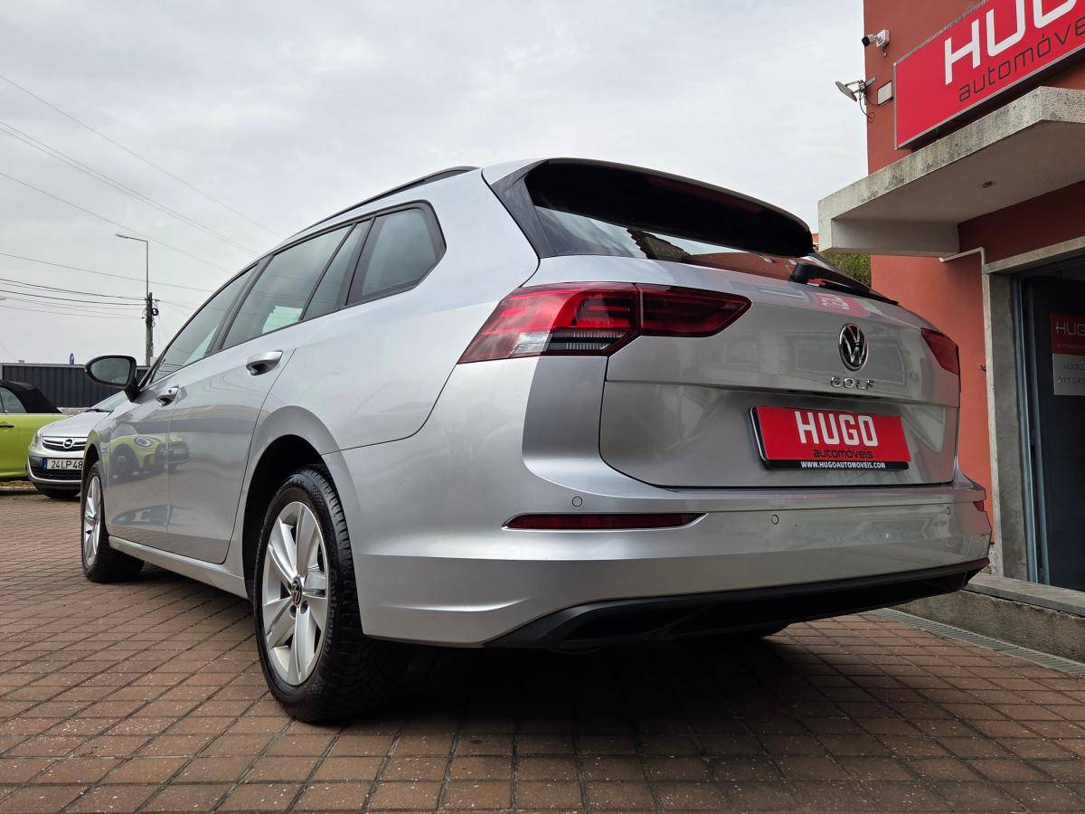 volkswagen-golf-variant-2022-diesel-1968cc
