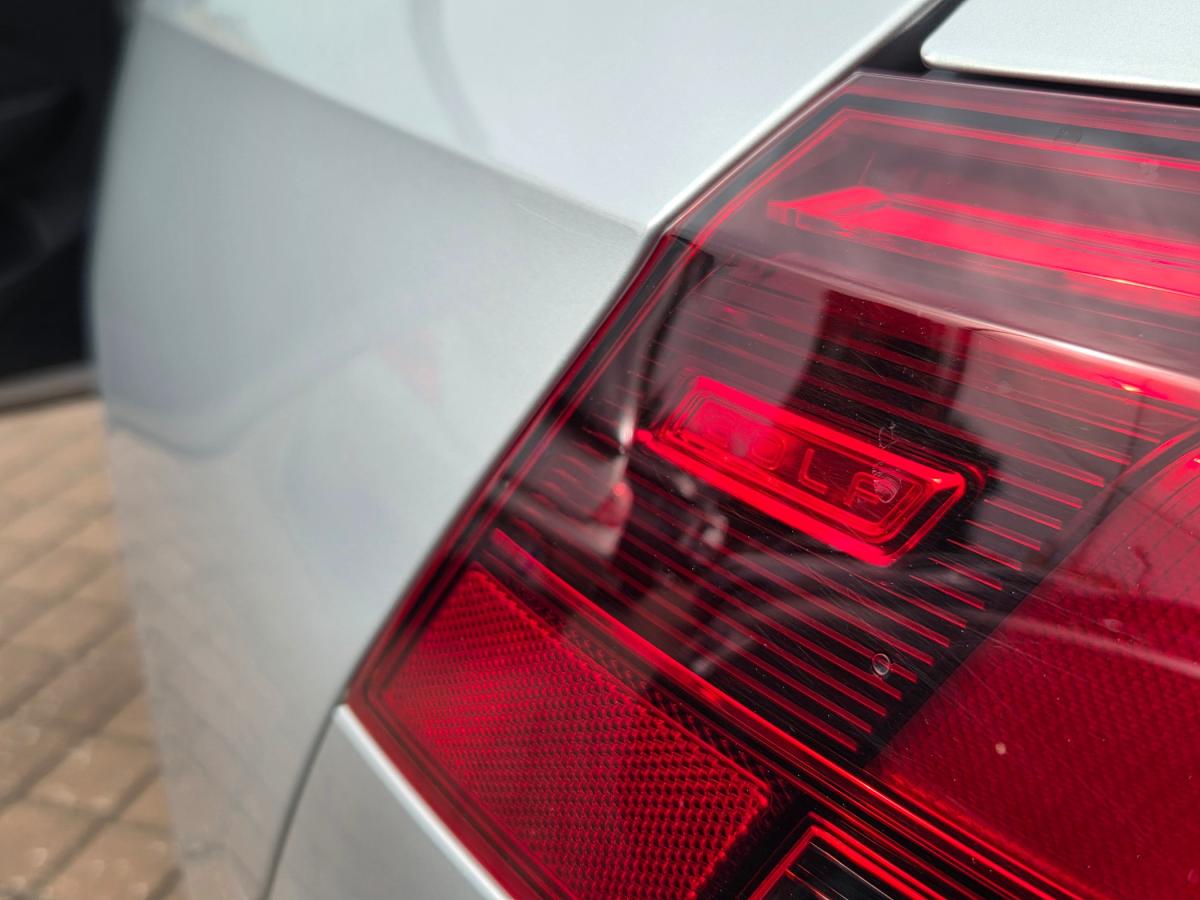 volkswagen-golf-variant-2022-diesel-1968cc