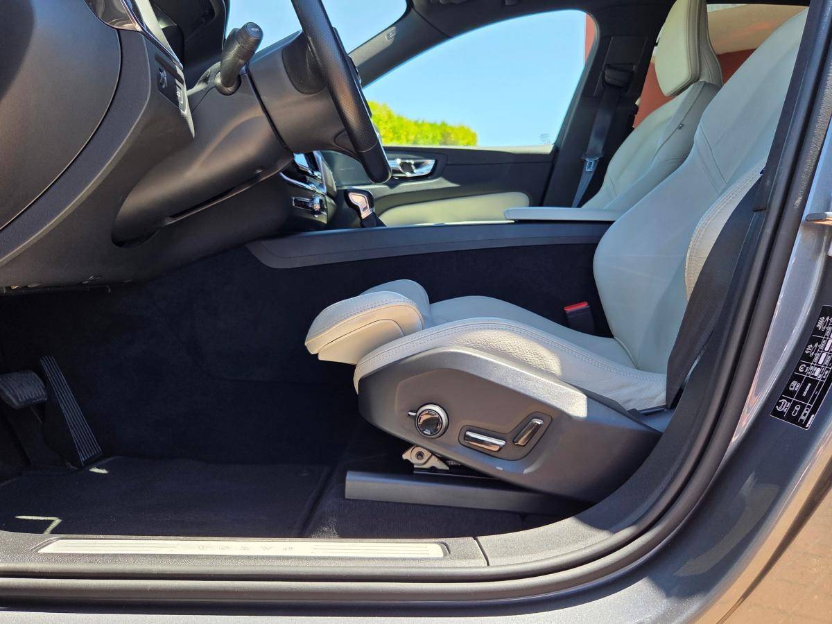 volvo-xc60-2019-diesel-1969cc