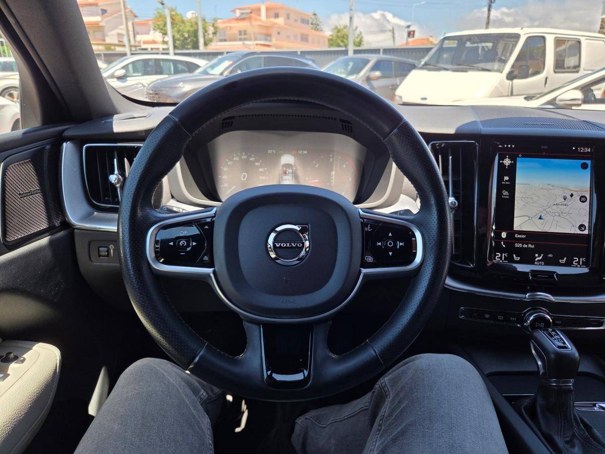 volvo-xc60-2019-diesel-1969cc