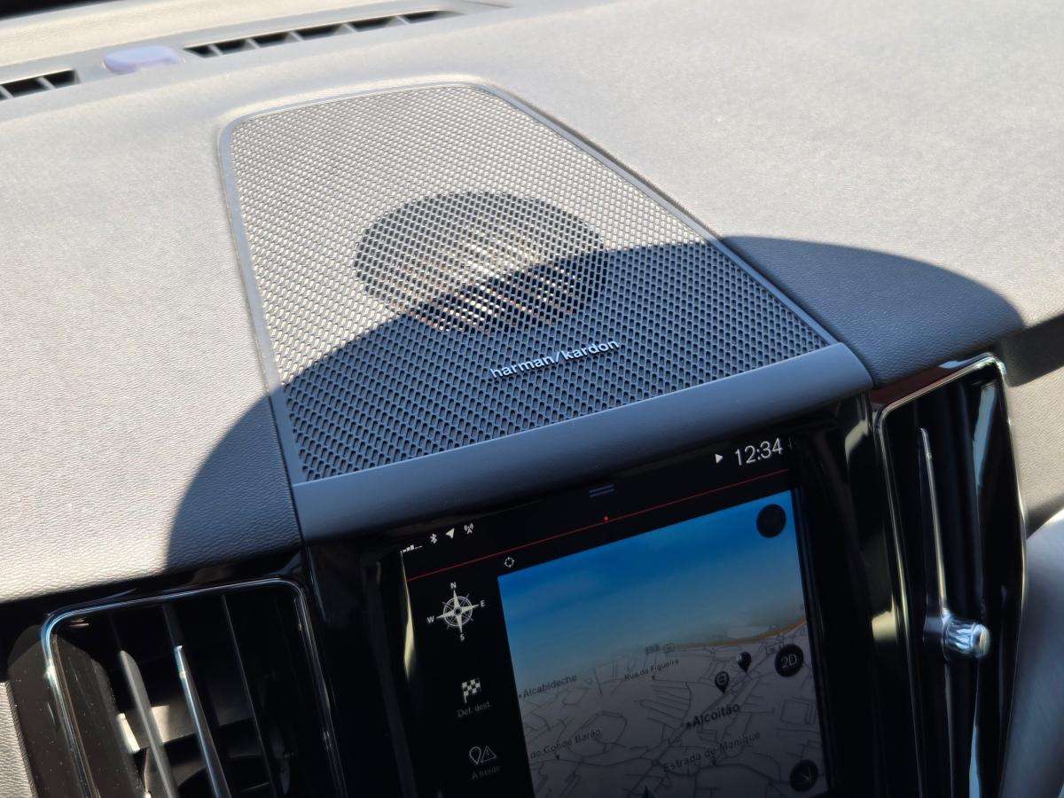 volvo-xc60-2019-diesel-1969cc