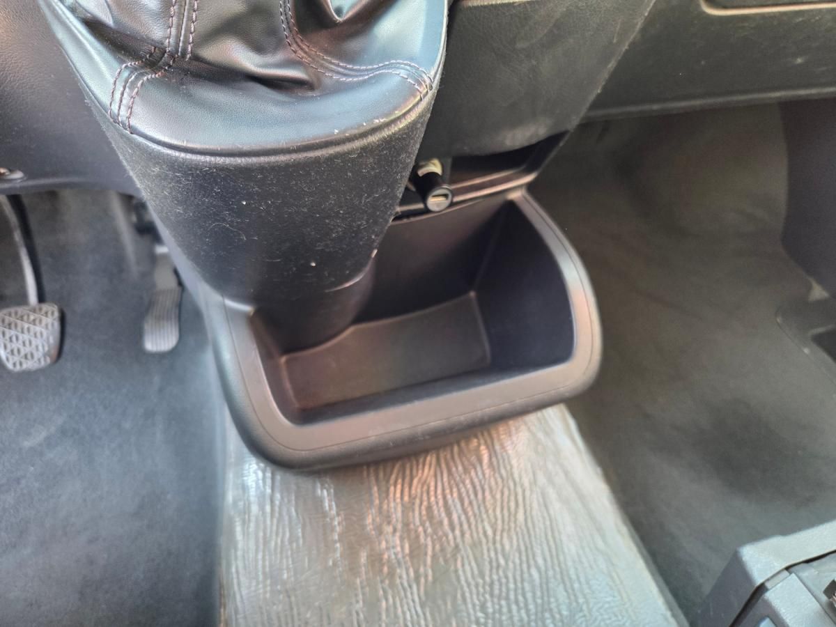 mercedes-benz-viano-2026-diesel-2143cc