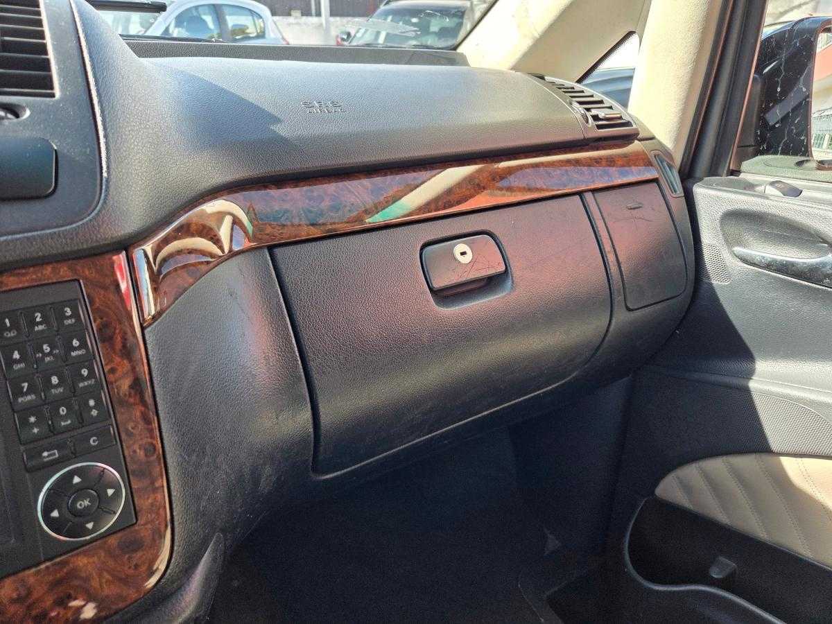 mercedes-benz-viano-2026-diesel-2143cc
