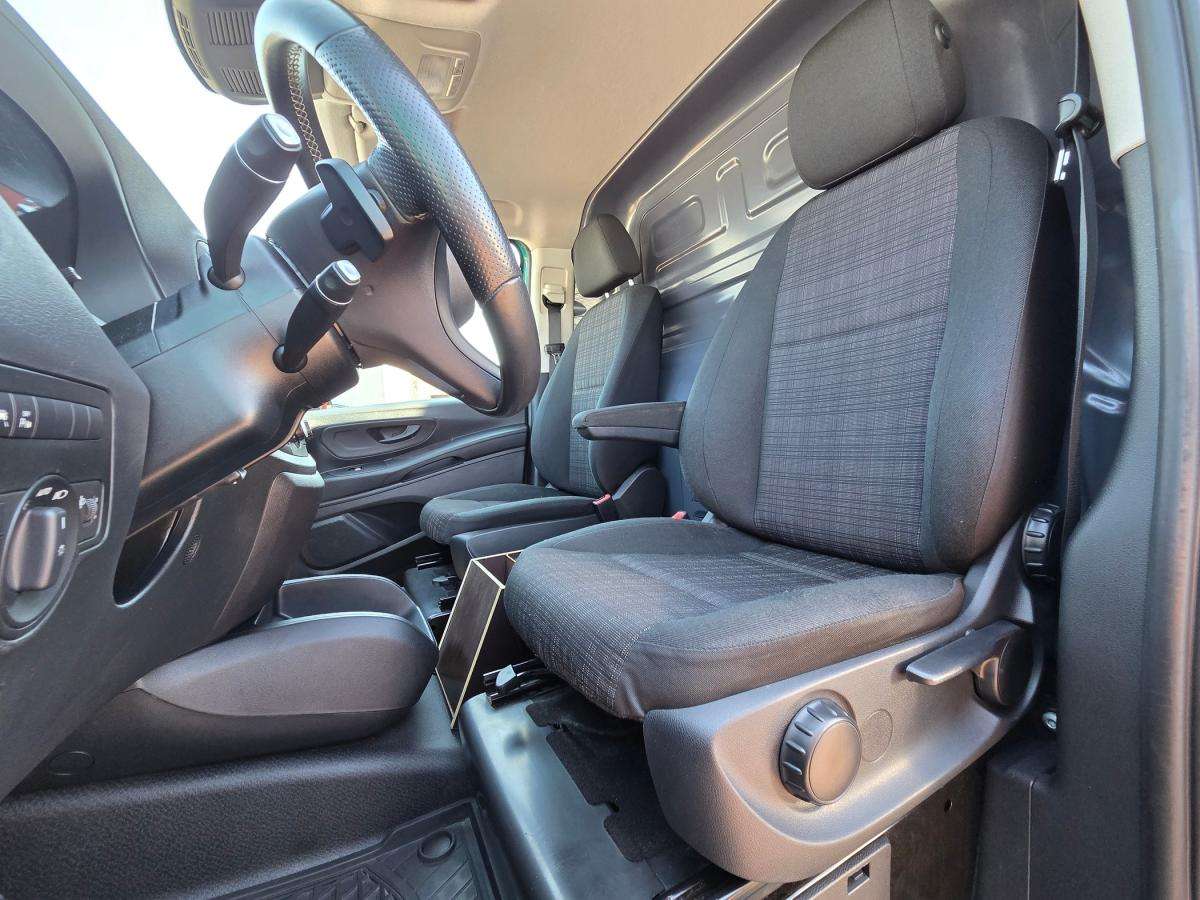 mercedes-benz-vito-2019-diesel-2143cc