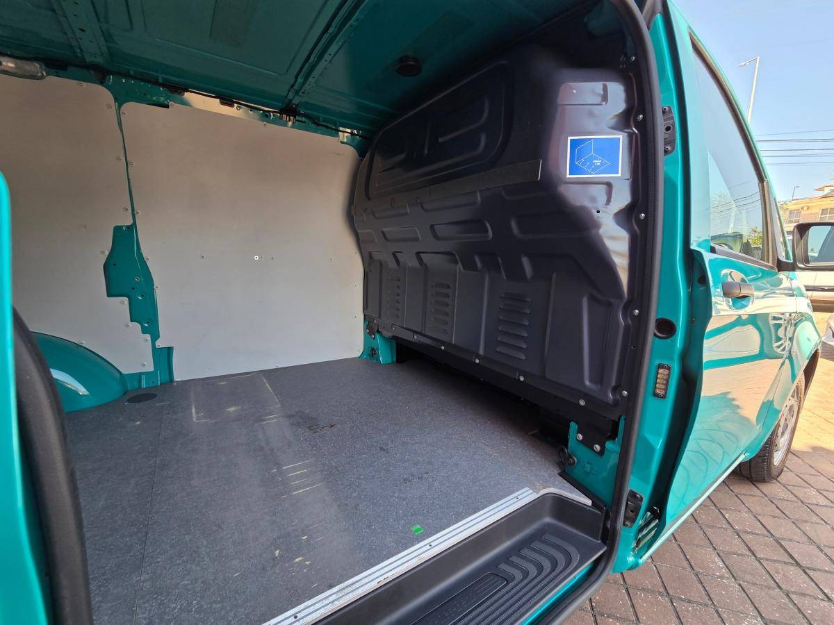 mercedes-benz-vito-2019-diesel-2143cc