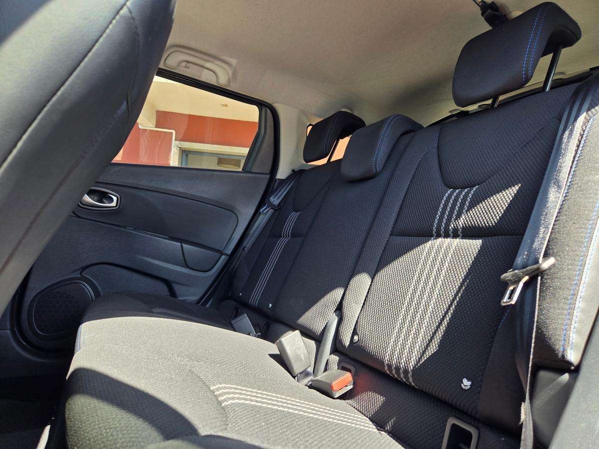renault-clio-sport-tourer-2023-diesel-1461cc