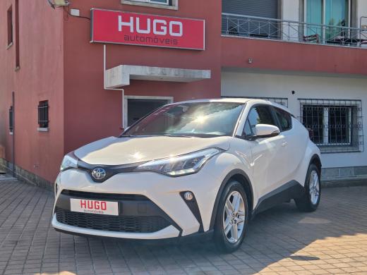 toyota-c-hr-2023-hibrido-a-gasolina-1798cc