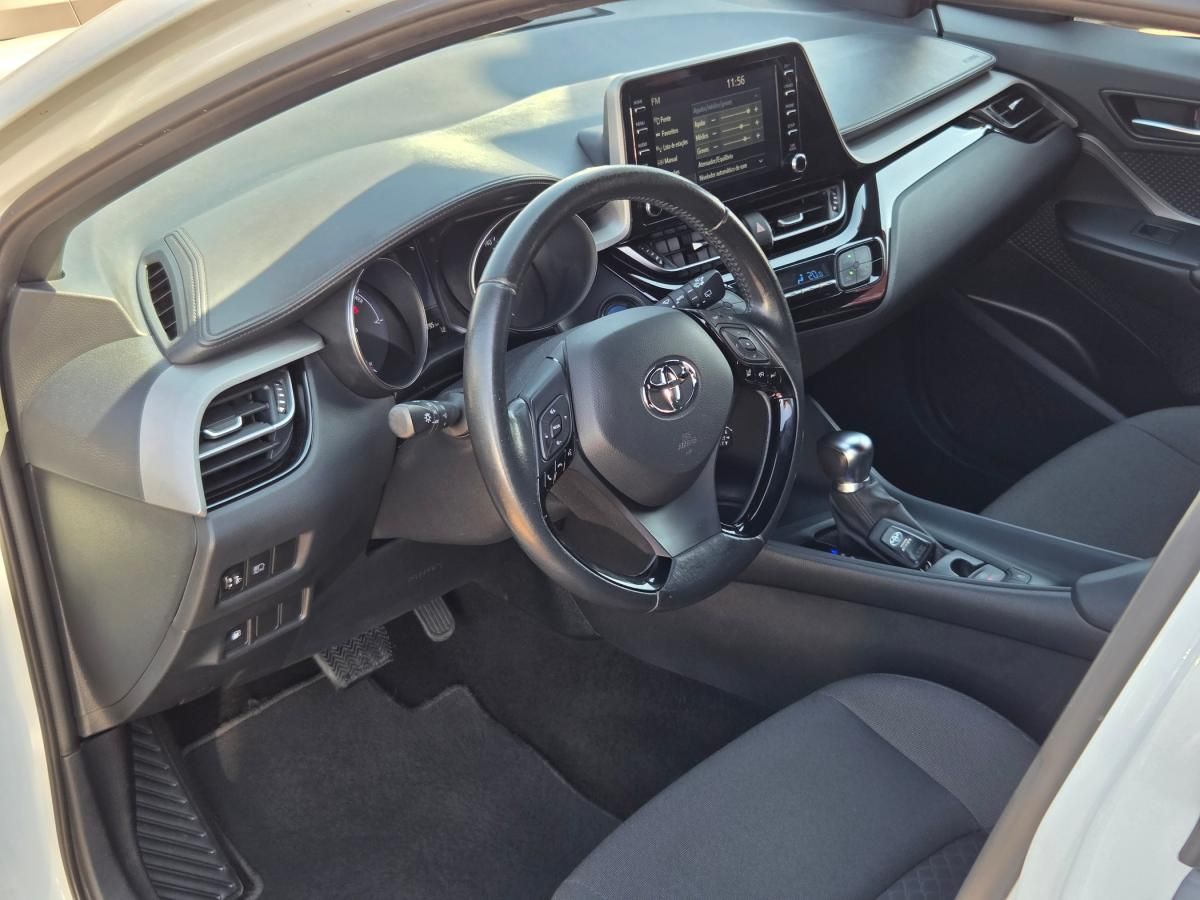 toyota-c-hr-2023-hibrido-a-gasolina-1798cc