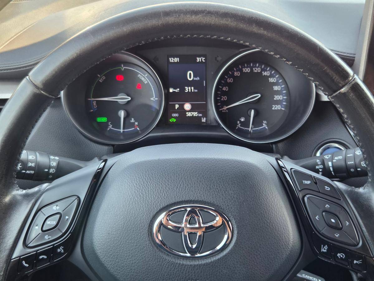 toyota-c-hr-2023-hibrido-a-gasolina-1798cc