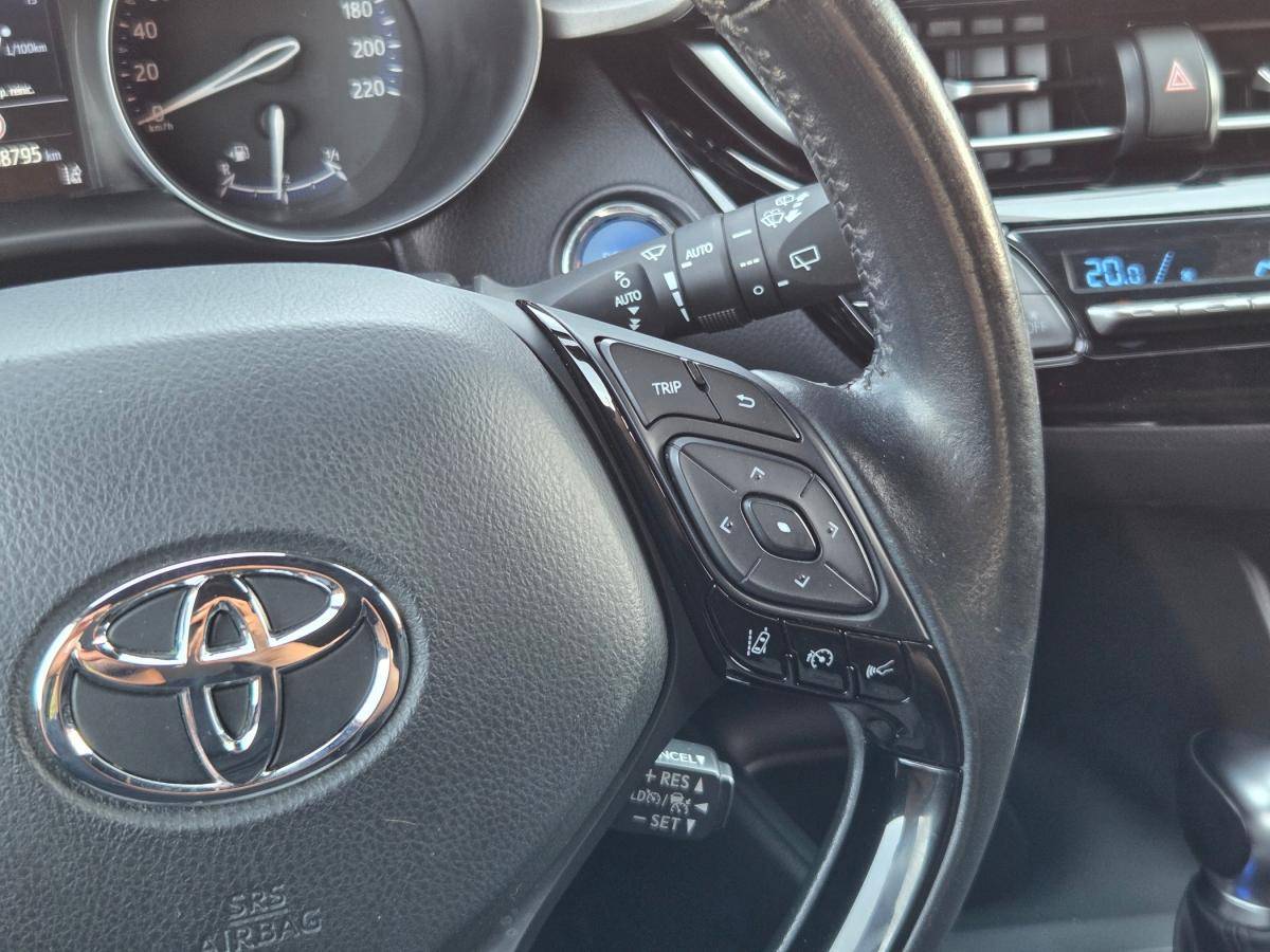 toyota-c-hr-2023-hibrido-a-gasolina-1798cc