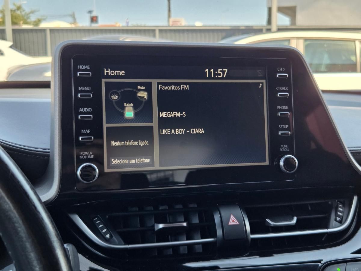 toyota-c-hr-2023-hibrido-a-gasolina-1798cc
