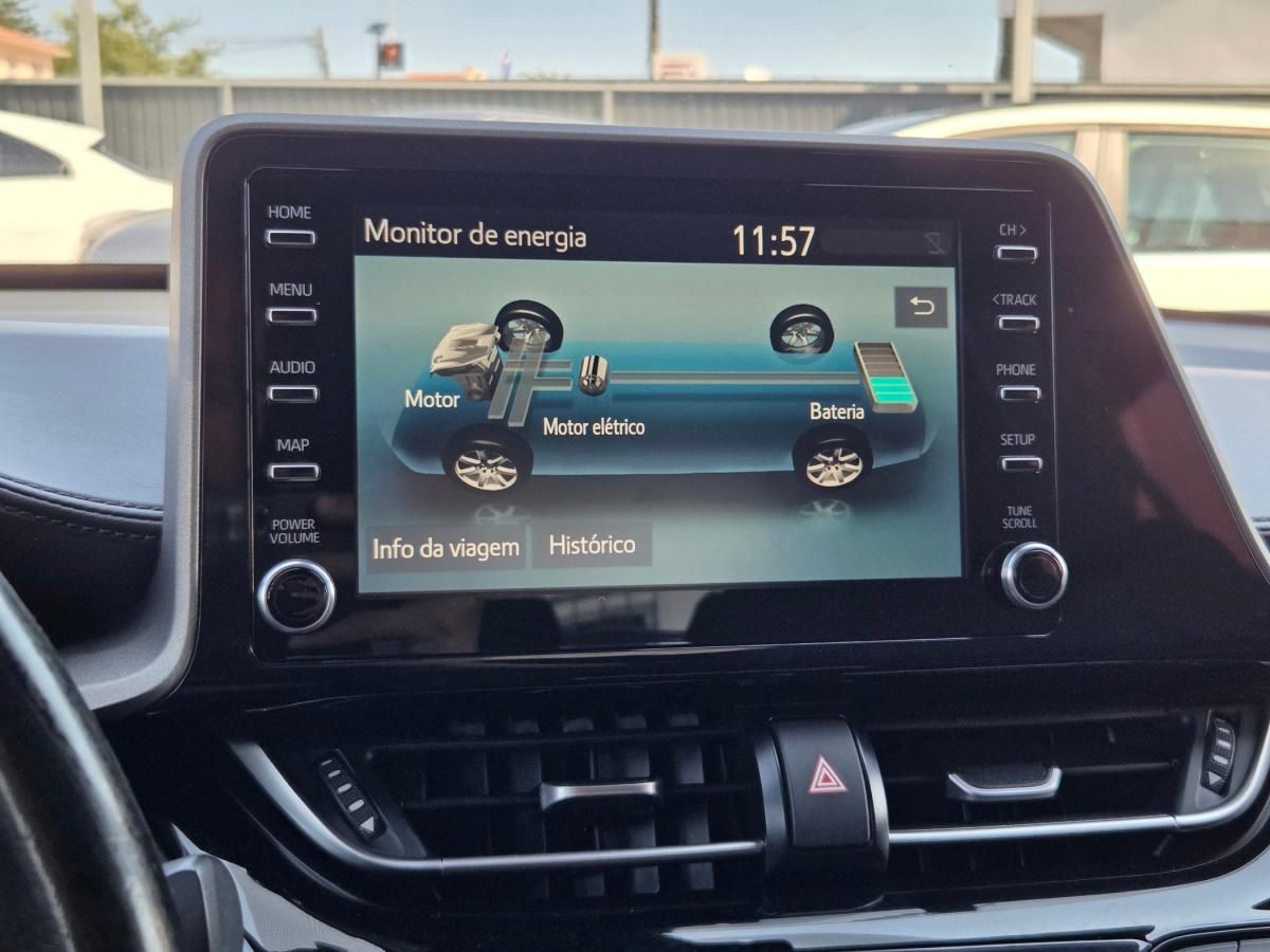 toyota-c-hr-2023-hibrido-a-gasolina-1798cc