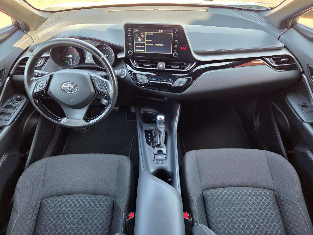 toyota-c-hr-2023-hibrido-a-gasolina-1798cc