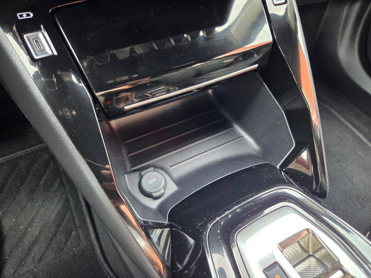 peugeot-2008-2024-hibrido-a-gasolina-1199cc