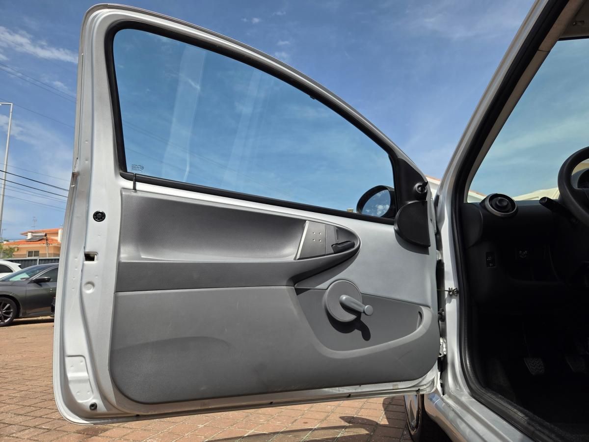 toyota-aygo-2013-gasolina-998cc